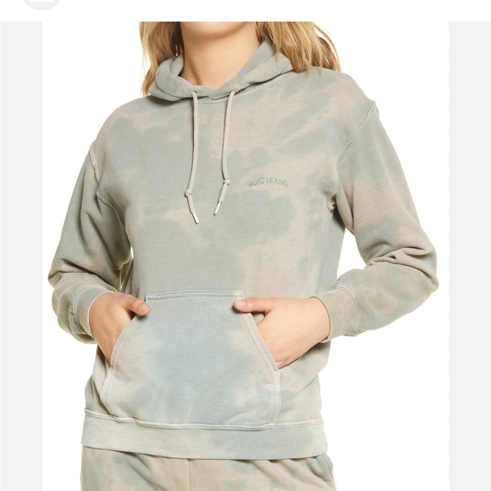 BDG Urban Outfitters Camo Skate Hoodie